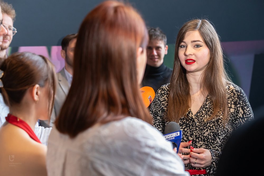 Zuzanna Kolbus podczas briefingu prasowego