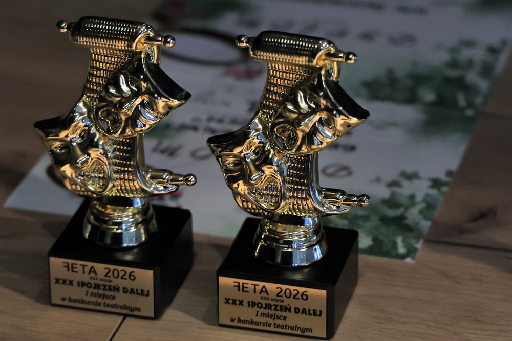 statuetki XXX Festiwalu Ekspresji Twórców Amatorów 